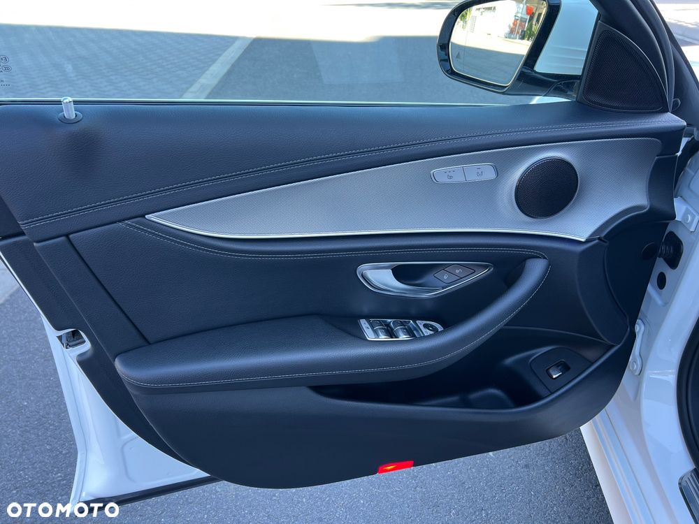 Mercedes-Benz Klasa E 220 d 9G-TRONIC - 16