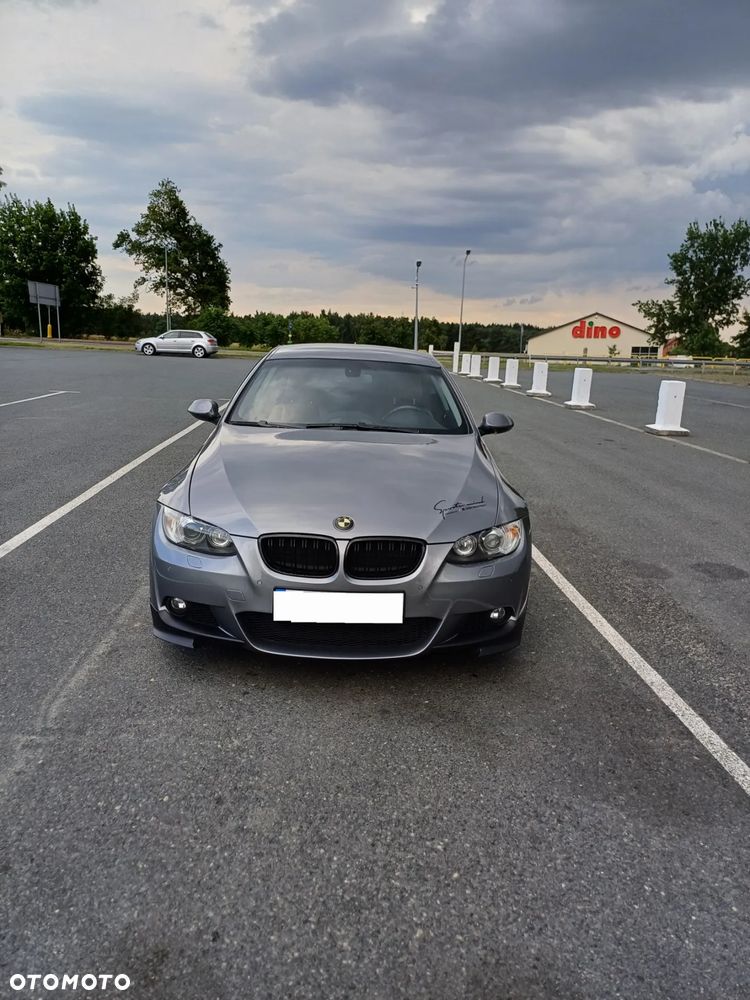 BMW Seria 3 325i Coupe - 7