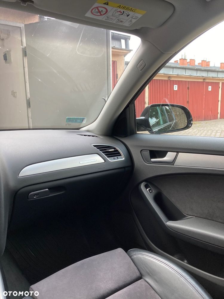 Audi A4 Avant 2.0 TDI DPF clean diesel quattro S tronic S line Sportpaket - 15