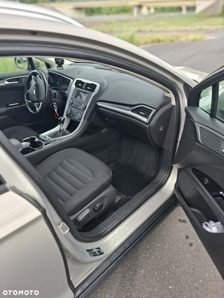 Ford Mondeo - 9