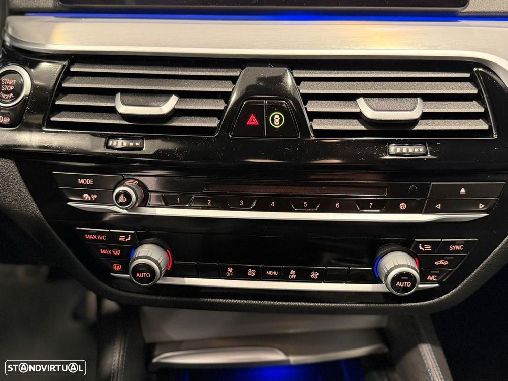 BMW 520 d Pack M Auto - 10