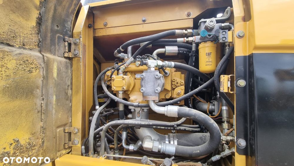 Caterpillar 318C/ Maszyna sprowadzona - 14