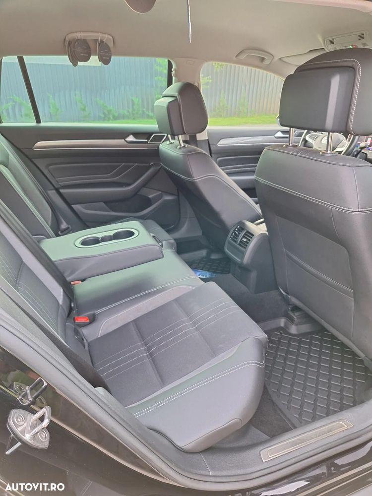 Volkswagen Passat Alltrack 2.0 TDI DSG 4Motion - 33