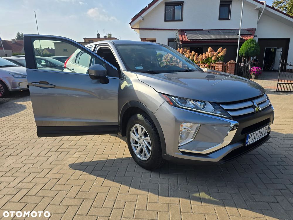 Mitsubishi Eclipse Cross - 21