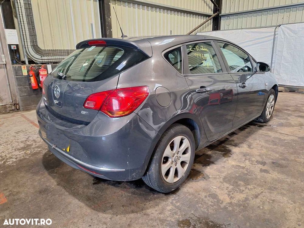 Aripa Spate Stanga Opel Astra 2014 Hatchback Argintiu - 4