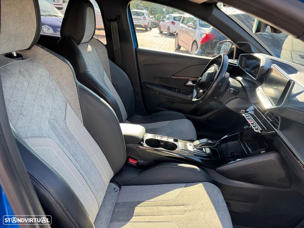 Peugeot e-208 50 kWh GT Pack - 3