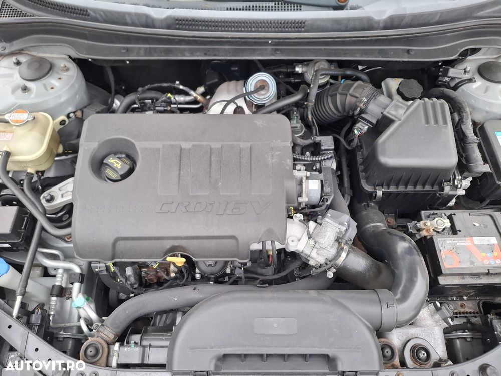 Kia Ceed 1.6 CRDi 90 ISG Vision - 10