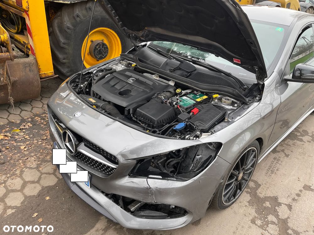 Mercedes-Benz CLA 180 d 7G-DCT AMG Line - 36