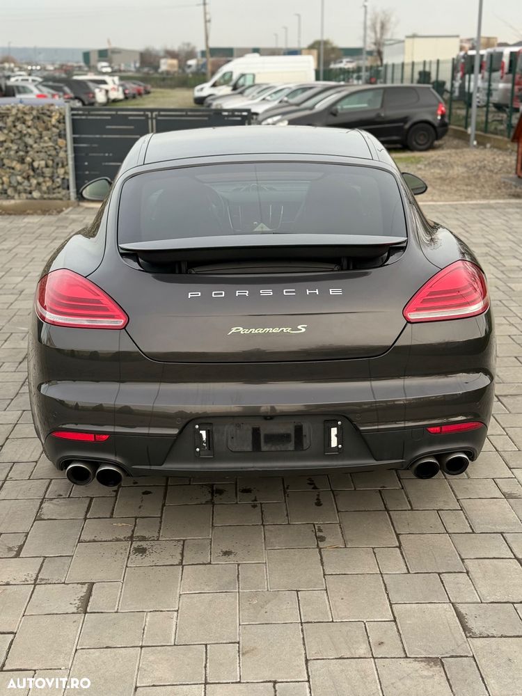 Porsche Panamera S Hybrid PDK - 2