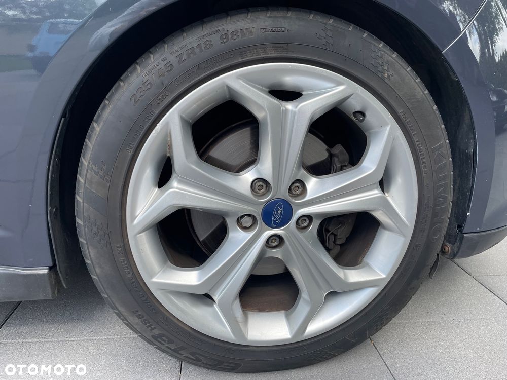 Ford Grand C-MAX - 19
