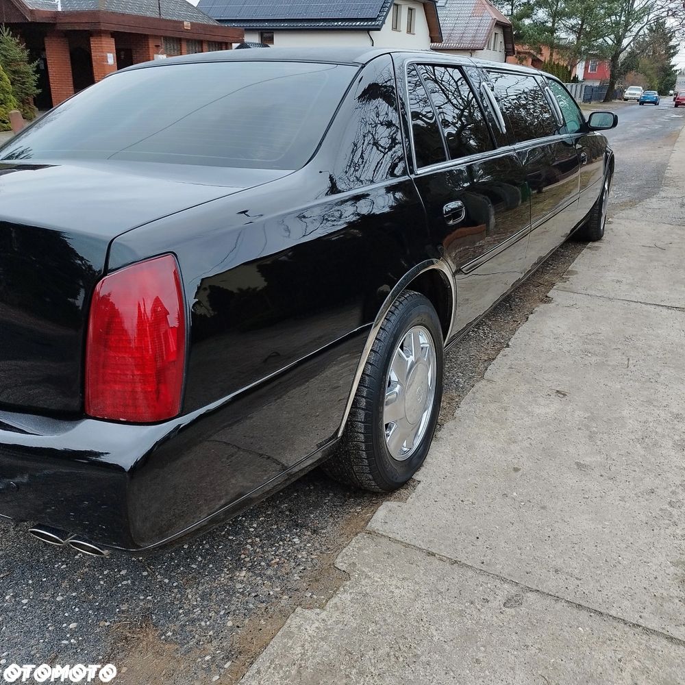Cadillac Deville - 17