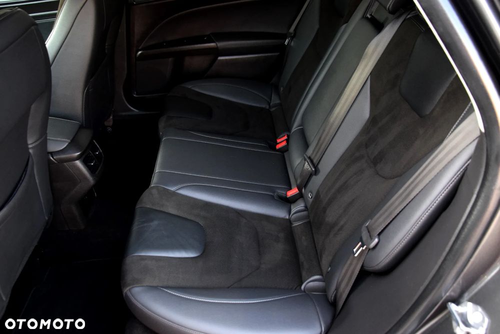 Ford Mondeo - 21