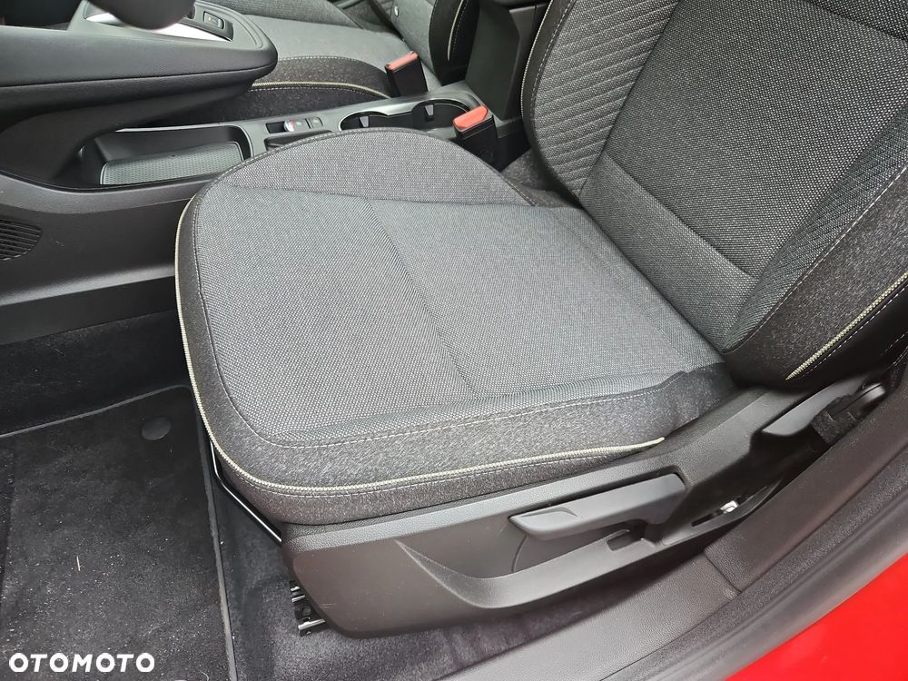 Mitsubishi Grandis 1.3T mHEV Intense Style Cold DCT - 13