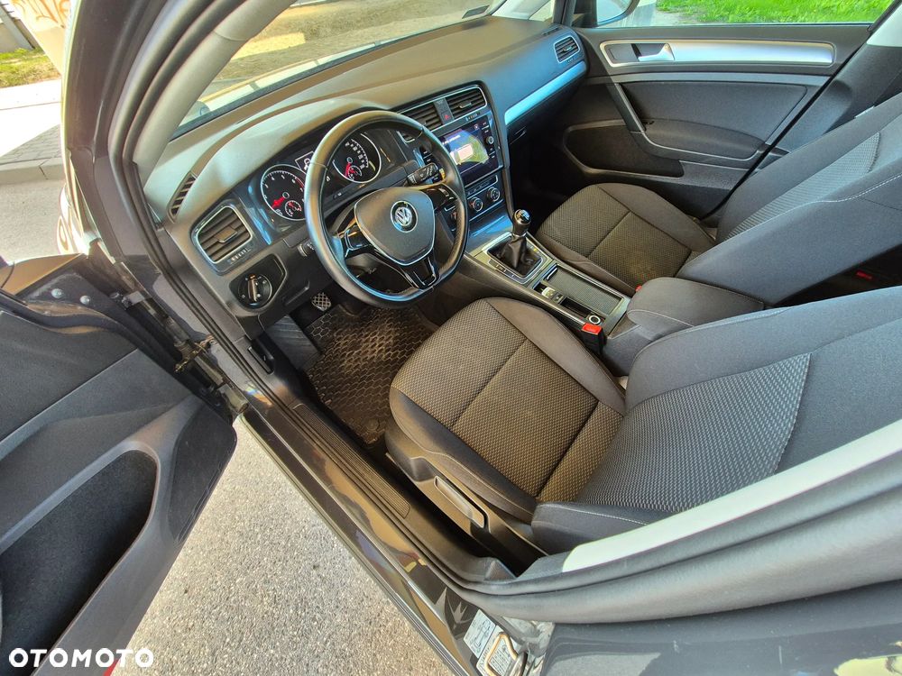 Volkswagen Golf VII 1.0 TSI BMT Trendline - 6