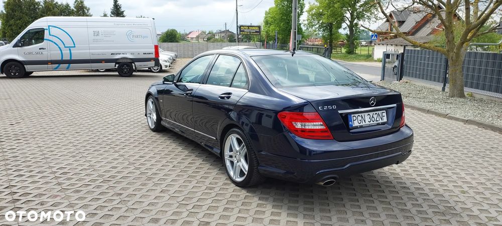 Mercedes-Benz Klasa C - 22