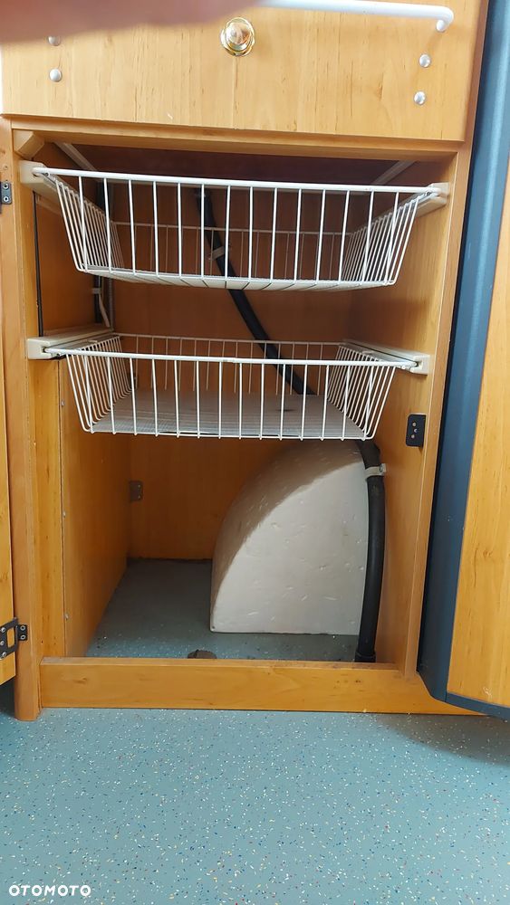 Dethleffs RM2 CAMPER Przedsionek - 16