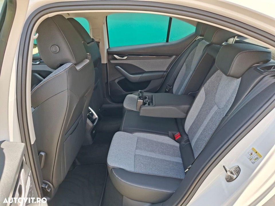 Skoda Octavia 2.0 TDI 150 CP DSG Selection - 29