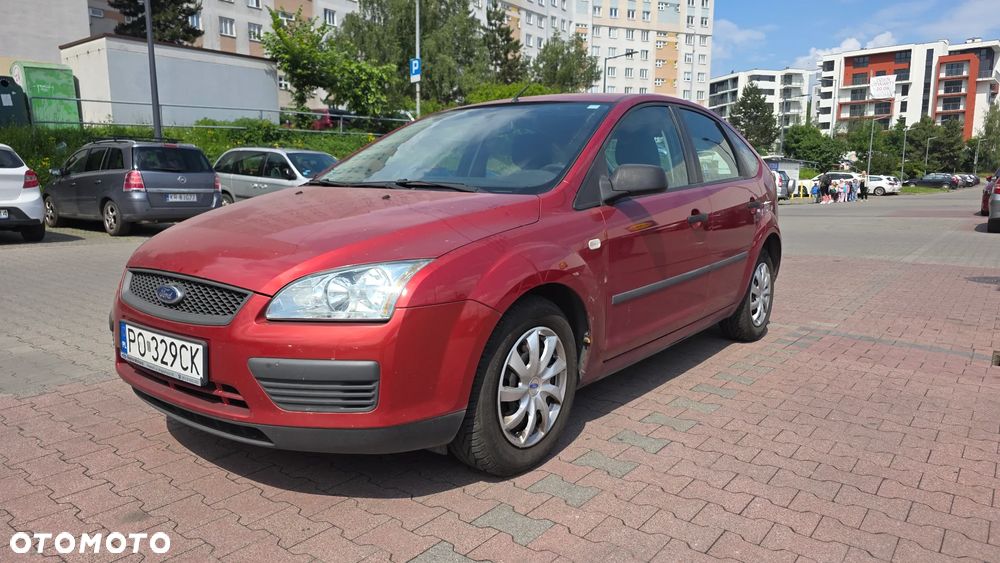 Ford Focus 1.6 Ambiente - 9