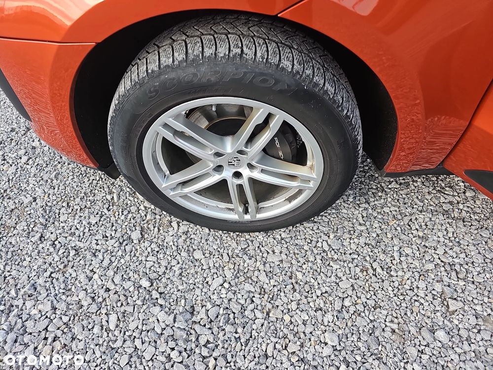 Porsche Macan T - 29