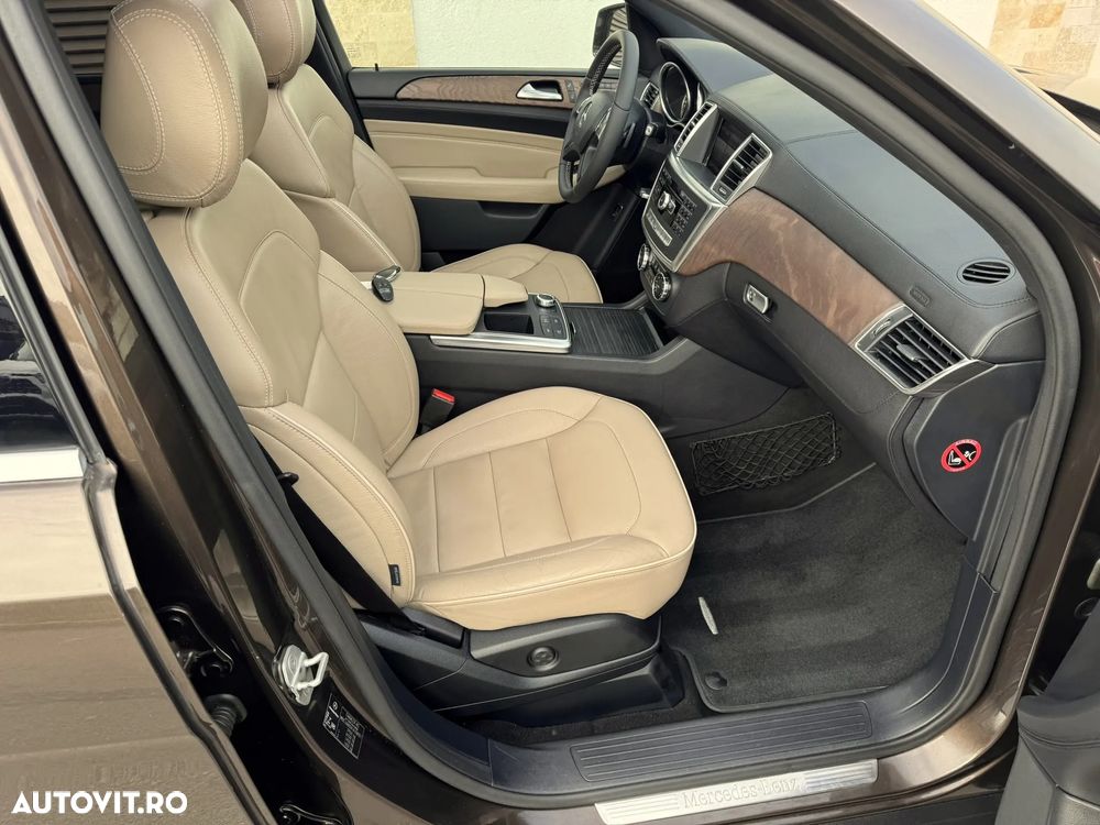 Mercedes-Benz ML 350 BlueTEC 4MATIC 7G-TRONIC - 22