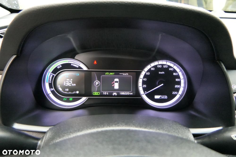 Kia Niro 1.6 GDI HEV 2WD OPF Edition 7 - 30
