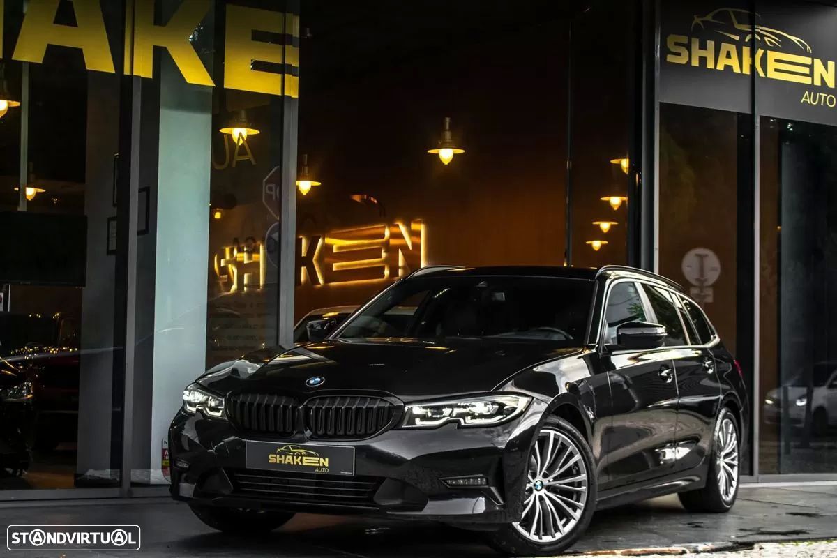 BMW 320 d Touring Line Luxury Auto - 1