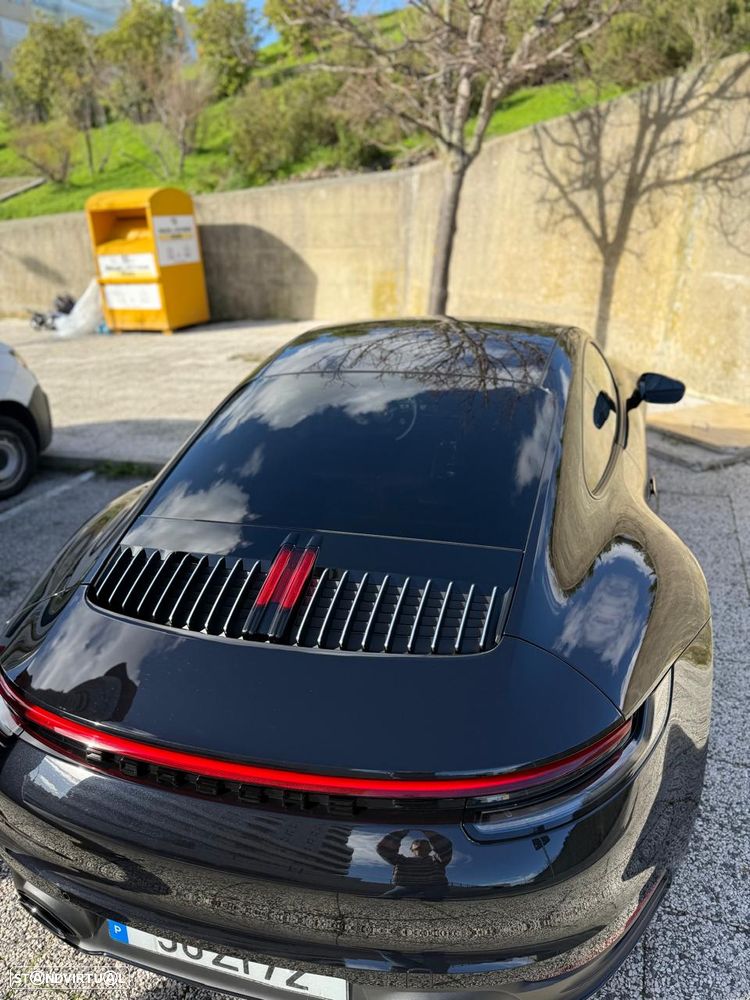 Porsche 911 (992) - 9
