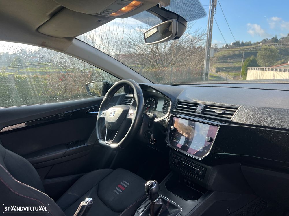 SEAT Ibiza 1.0 TSI S&S FR Pro Black Edition - 11