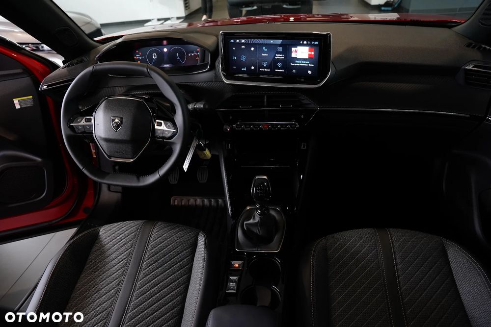 Peugeot 2008 1.2 PureTech Allure S&S - 11