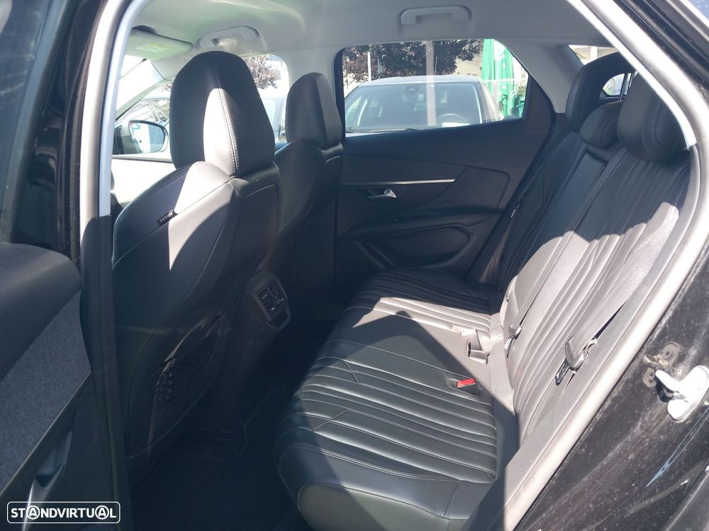 Peugeot 3008 1.6 BlueHDi Allure EAT6 - 25