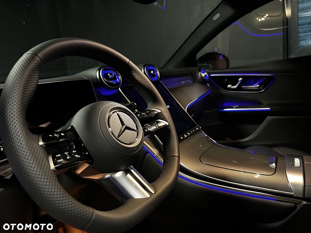 Mercedes-Benz GLC - 28