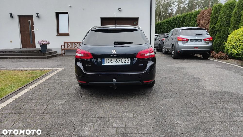 Peugeot 308 1.6 BlueHDi Allure S&S - 20