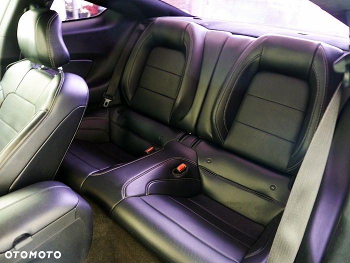 Ford Mustang 3.7 V6 Premium - 31