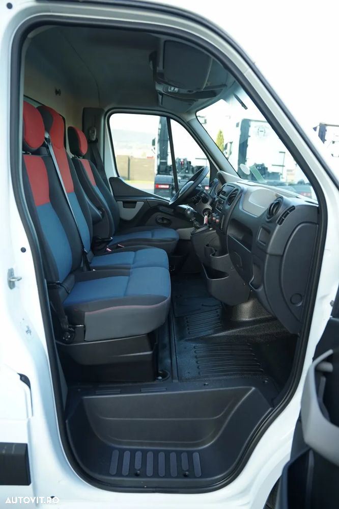 Renault RENAULT MASTER / MAXI / CAROSERIE TIP BOX - 3,8 M / ROȚI SPATE DUBLE / LIFT HIDRAULIC DHOLLANDIA / IMPORT / - 36