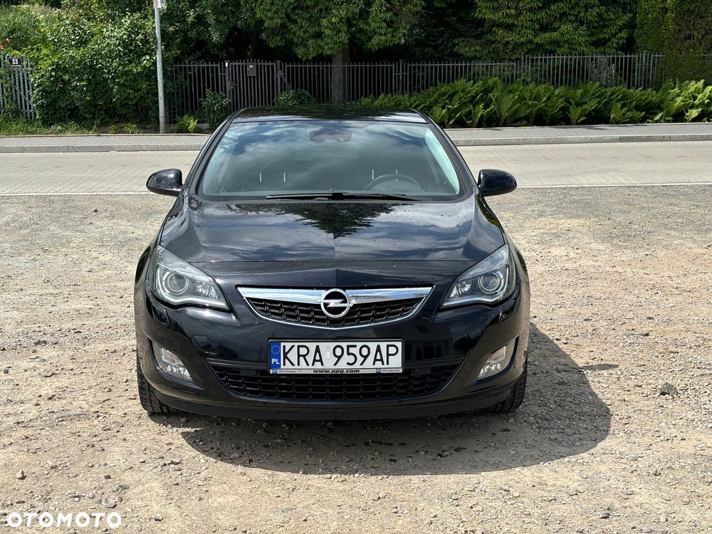 Opel Astra 1.6 T Sport - 2