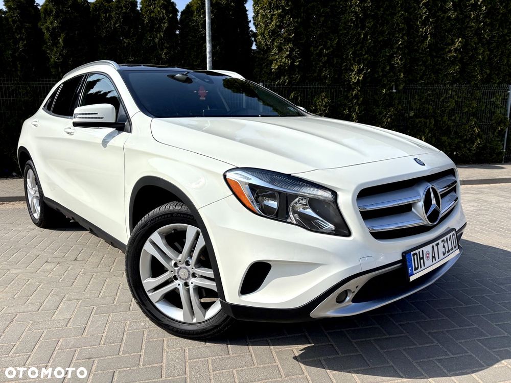 Mercedes-Benz GLA 250 4-Matic - 10