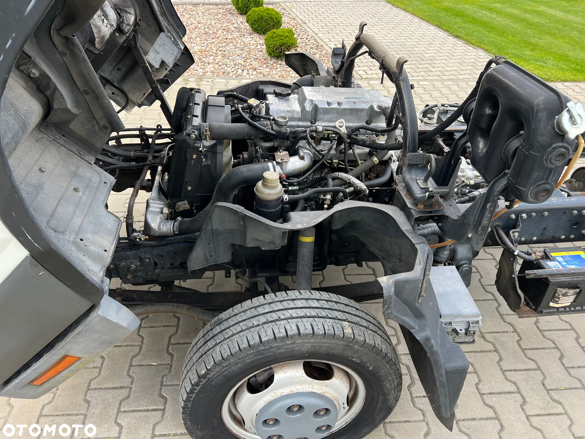Mitsubishi Canter 3C13 - 12