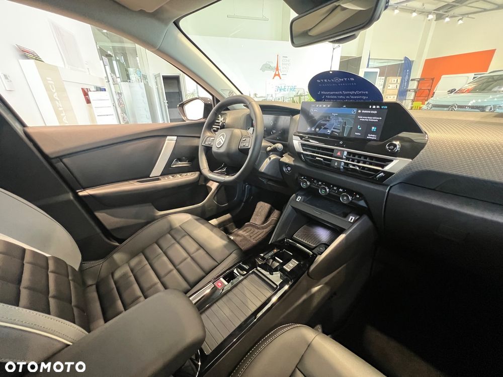 Citroën C4X 1.2 mHEV Max eDCT6 - 12