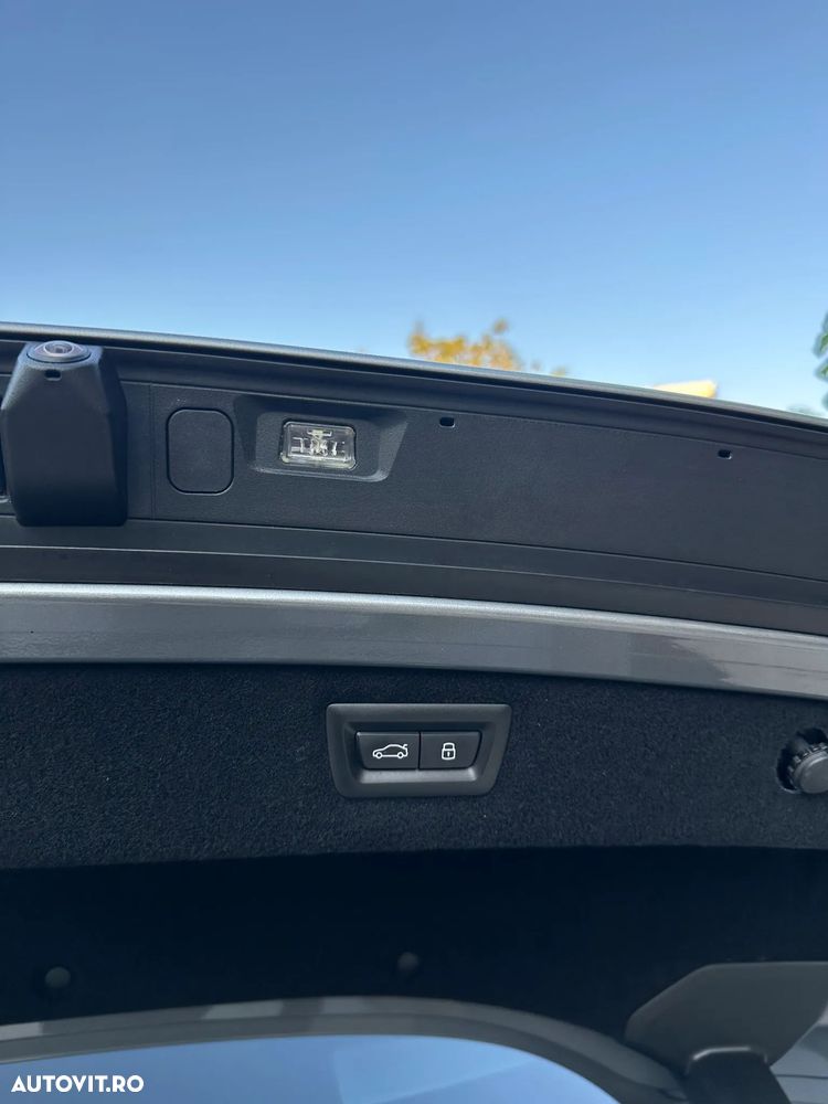 BMW Seria 8 840i xDrive - 11