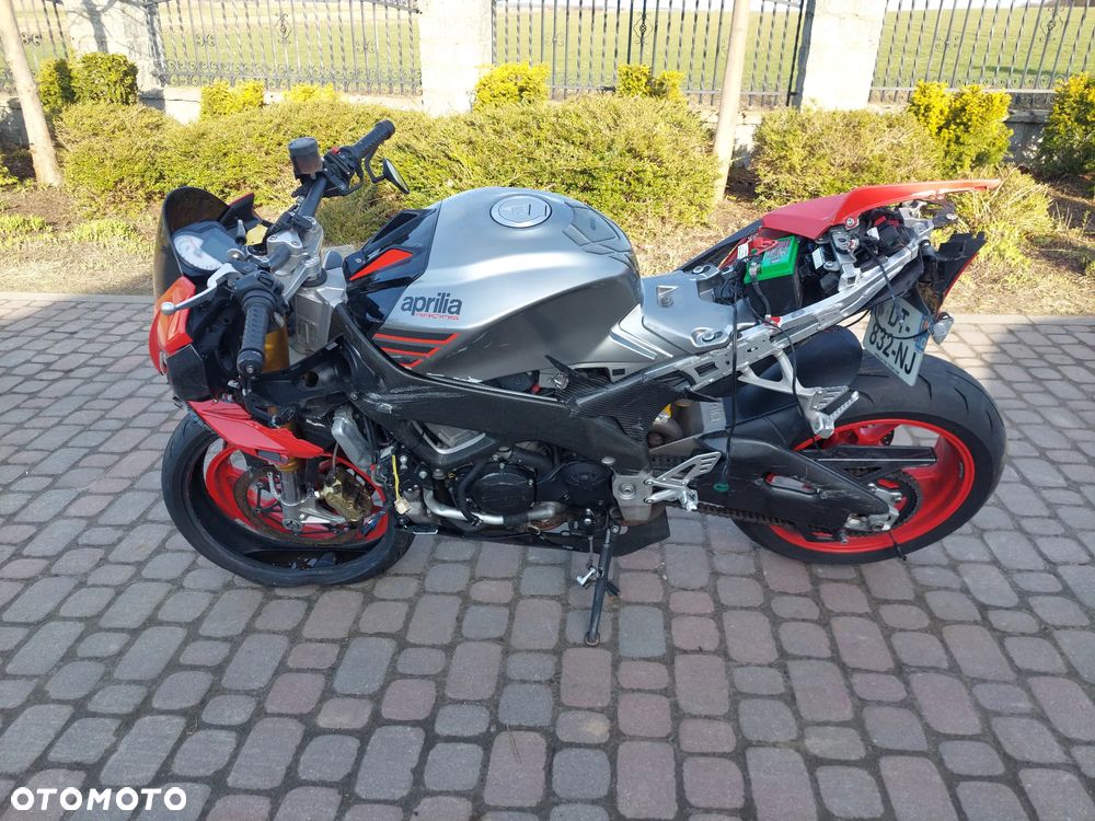 Aprilia Tuono - 2