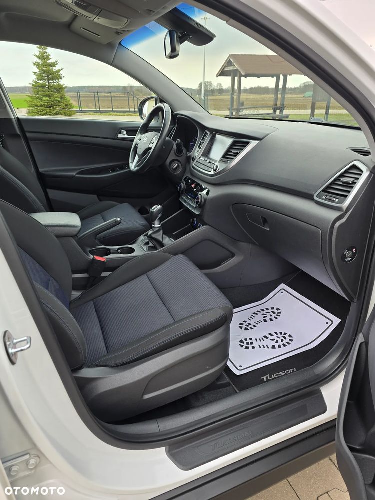 Hyundai Tucson blue 1.6 GDi 2WD Navi - 19