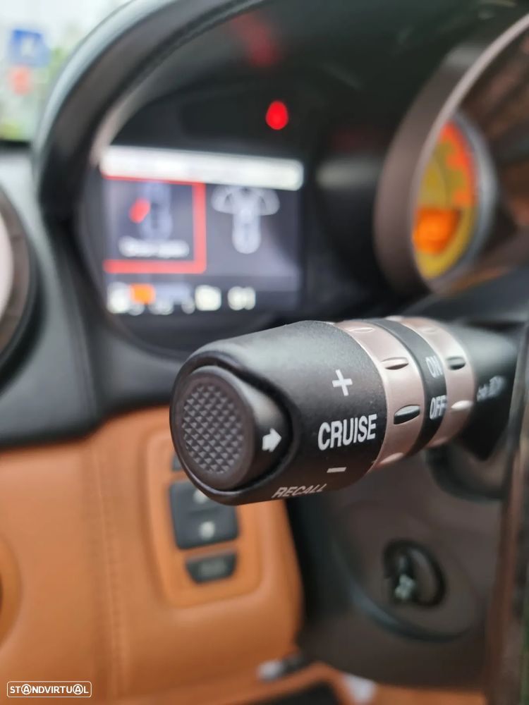 Ferrari California - 37