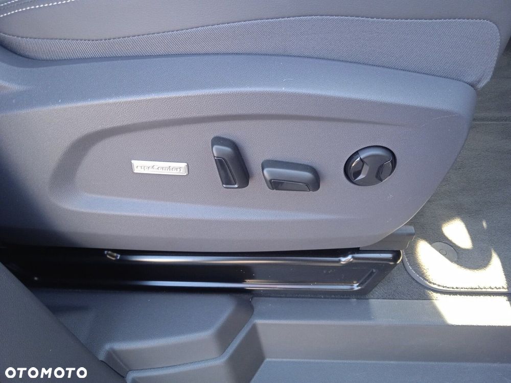 Volkswagen Multivan 2.0 TDI L2 Life DSG - 21