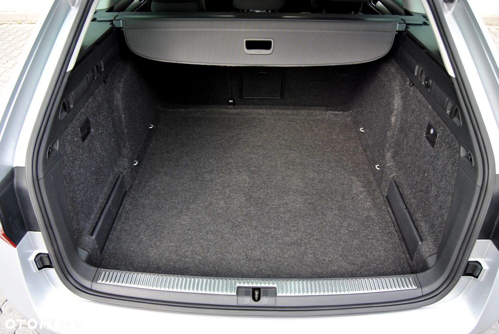 Skoda Superb 2.0 TDI 4x4 DSG Style - 29