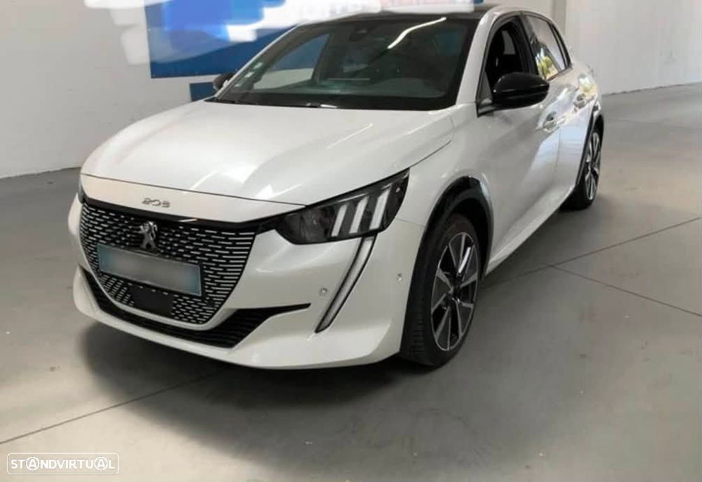 Peugeot e-208 Active — fotografia 3