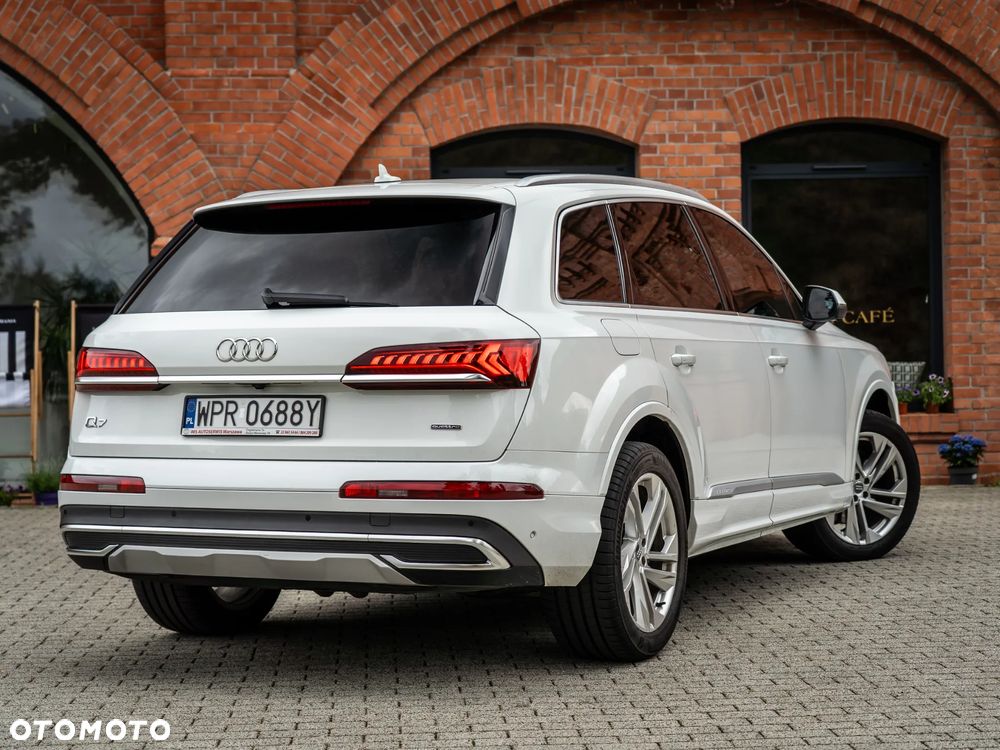 Audi Q7 - 6