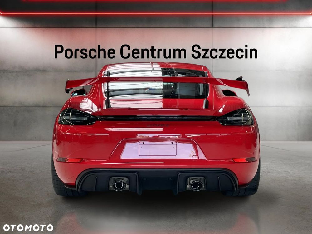 Porsche 718 Cayman GT4 RS - 4