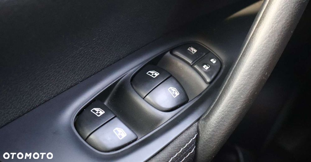 Nissan Qashqai - 27