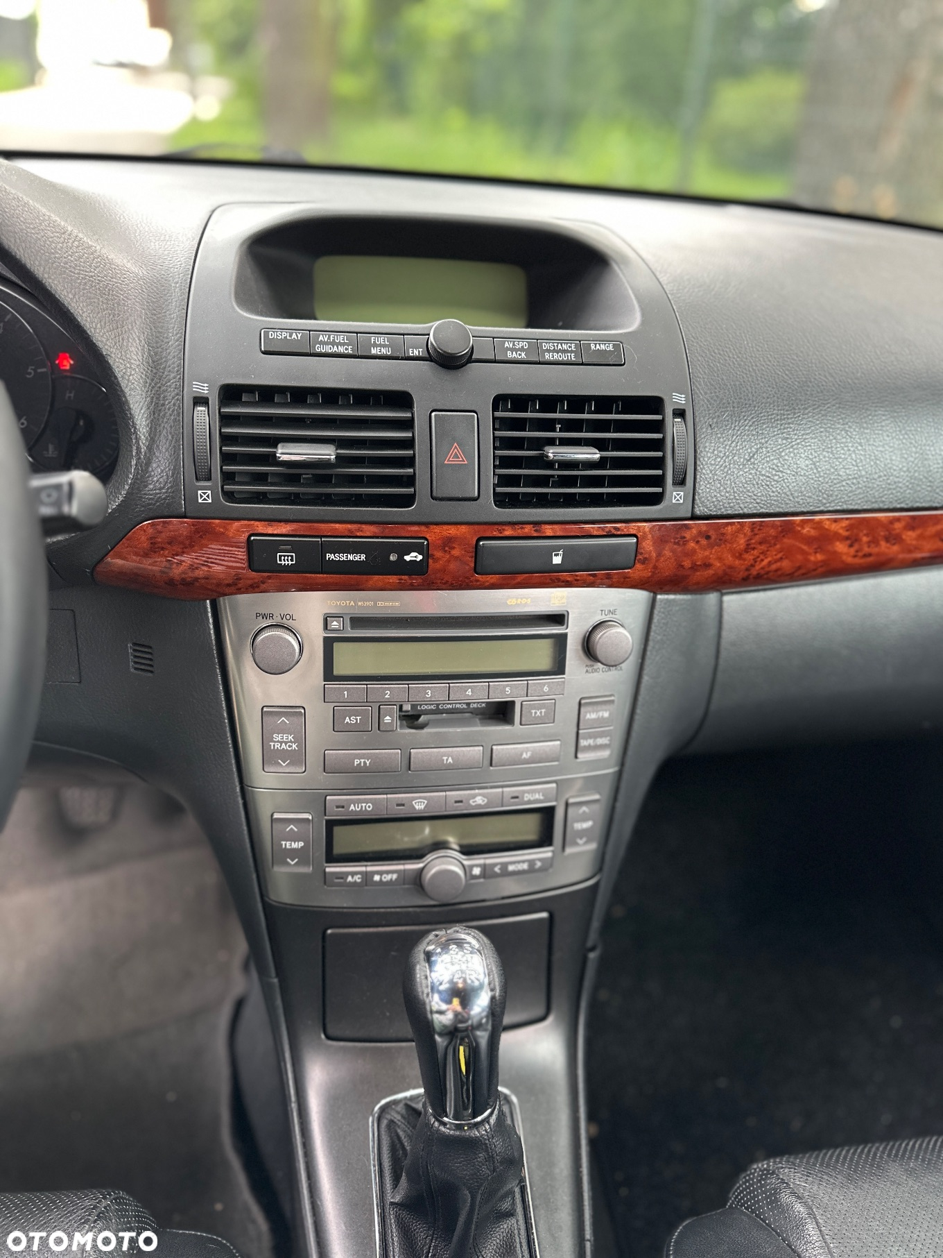 Toyota Avensis - 9