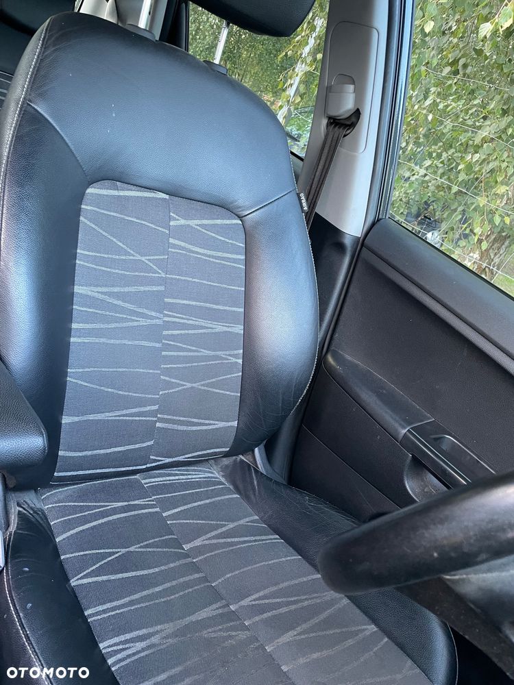 Kia Venga 1.6 CRDi L - 14